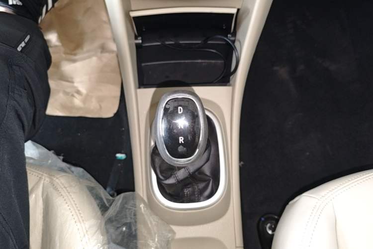 Used Dongfeng Junfeng E11K 2021 60.43 kWh Battery-Swap Version Gear Lever