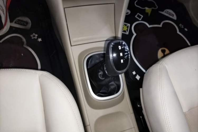 Used Dongfeng Junfeng E11K 2021 60.43 kWh Battery-Swap Version Gear Lever