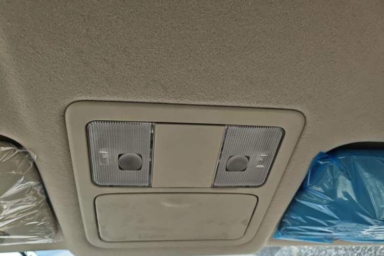 Used Dongfeng Junfeng E11K 2021 60.43 kWh Battery-Swap Version Headliner