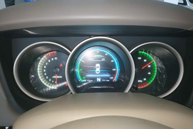 Used Dongfeng Junfeng E11K 2021 60.43 kWh Battery-Swap Version Instrument Cluster
