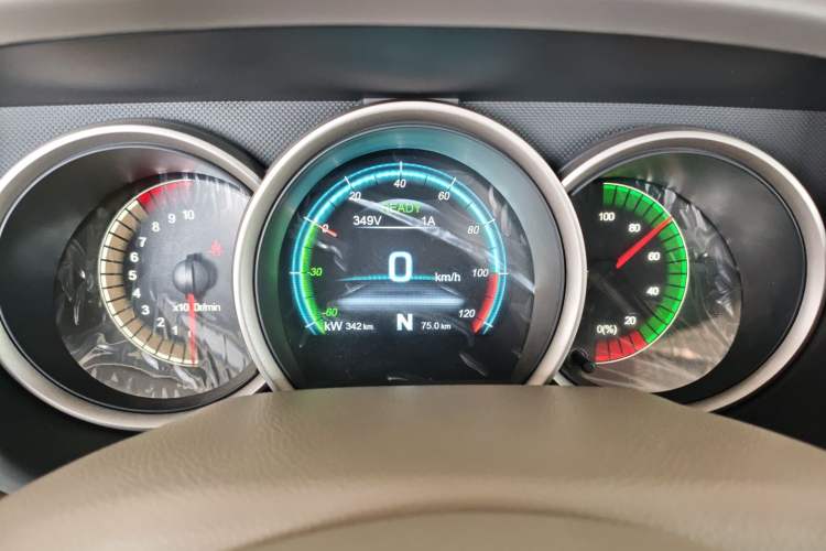 Used Dongfeng Junfeng E11K 2021 60.43 kWh Battery-Swap Version Instrument Cluster