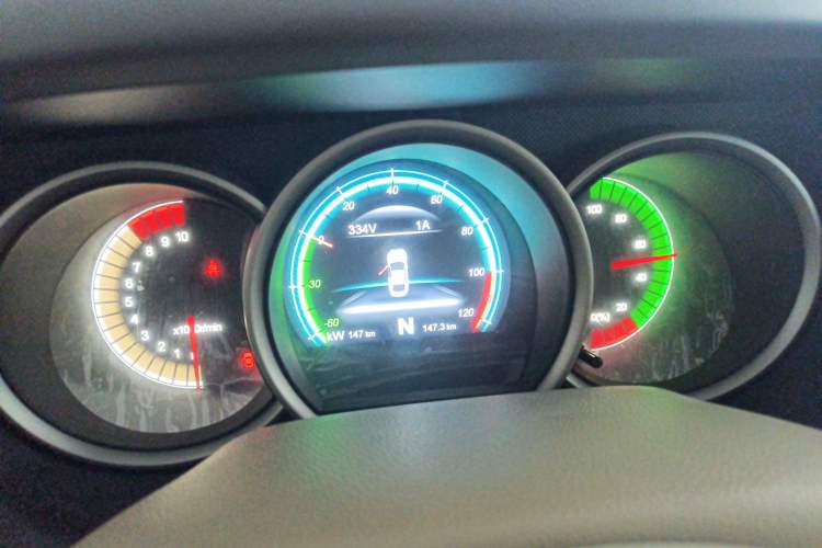 Used Dongfeng Junfeng E11K 2021 60.43 kWh Battery-Swap Version Instrument Cluster