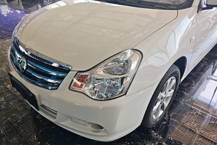Used Dongfeng Junfeng E11K 2021 60.43 kWh Battery-Swap Version Left Front Headlight