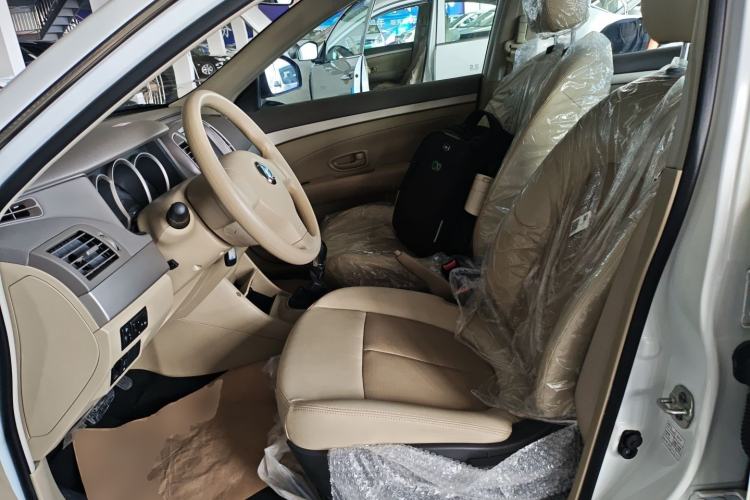 Used Dongfeng Junfeng E11K 2021 60.43 kWh Battery-Swap Version Left Front Seat