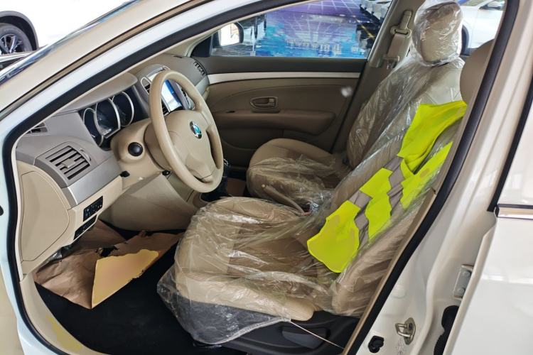 Used Dongfeng Junfeng E11K 2021 60.43 kWh Battery-Swap Version Left Front Seat