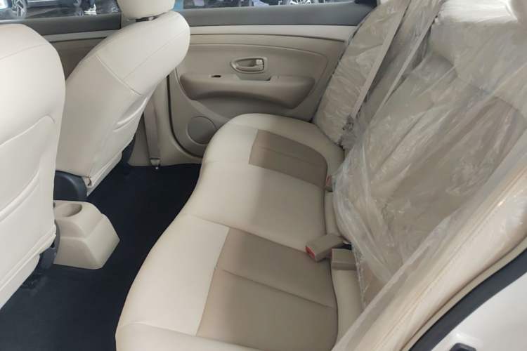 Used Dongfeng Junfeng E11K 2021 60.43 kWh Battery-Swap Version Left Rear Seat