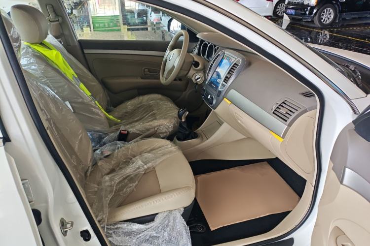 Used Dongfeng Junfeng E11K 2021 60.43 kWh Battery-Swap Version Right Front Seat