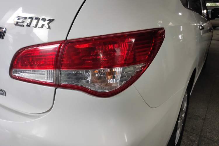 Used Dongfeng Junfeng E11K 2021 60.43 kWh Battery-Swap Version Right Rear Taillight