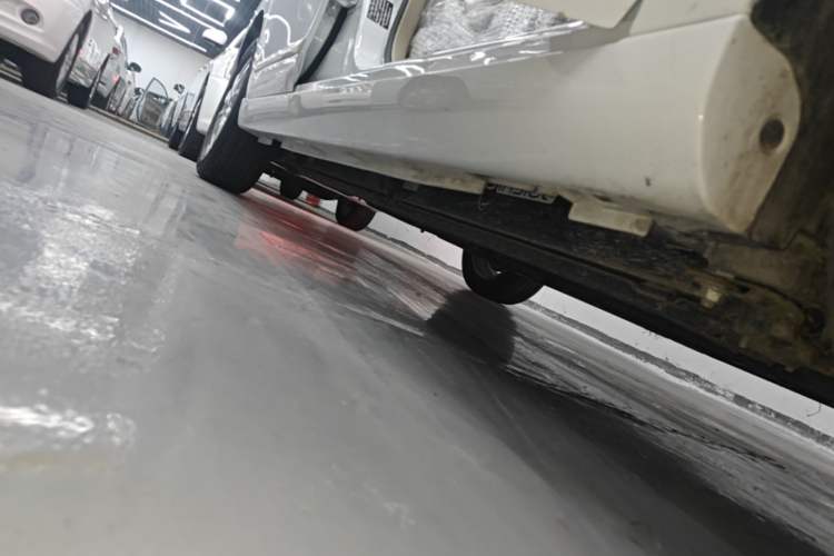 Used Dongfeng Junfeng E11K 2021 60.43 kWh Battery-Swap Version Right Side Sill