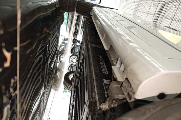 Used Dongfeng Junfeng E11K 2021 60.43 kWh Battery-Swap Version Right Side Sill