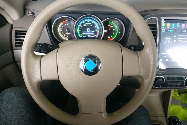 Used Dongfeng Junfeng E11K 2021 60.43 kWh Battery-Swap Version Steering Wheel