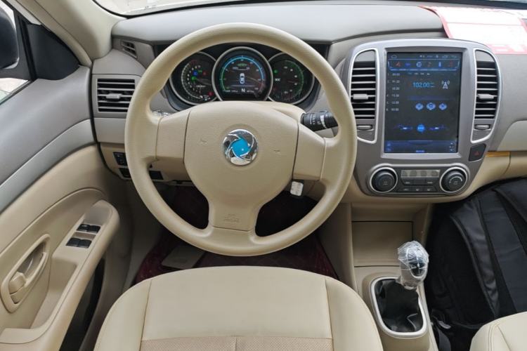 Used Dongfeng Junfeng E11K 2021 60.43 kWh Battery-Swap Version Steering Wheel