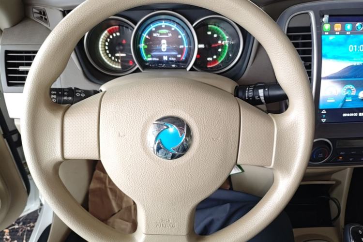 Used Dongfeng Junfeng E11K 2021 60.43 kWh Battery-Swap Version Steering Wheel