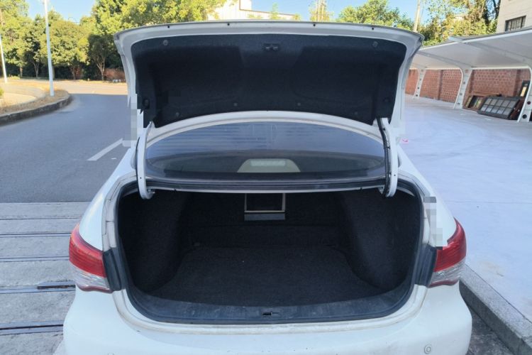 Used Dongfeng Junfeng E11K 2021 60.43 kWh Battery-Swap Version Trunk