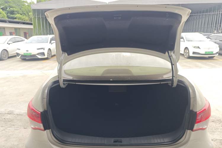 Used Dongfeng Junfeng E11K 2021 60.43 kWh Battery-Swap Version Trunk