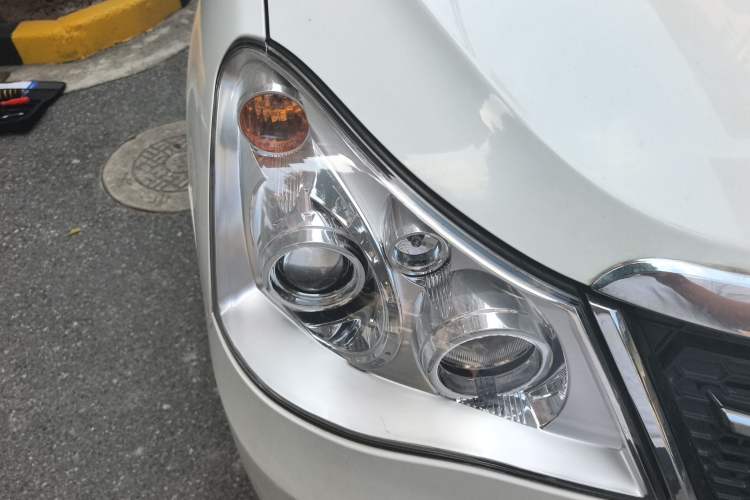 Used Dongfeng Junfeng E17 2018 Standard Model Exterior 6