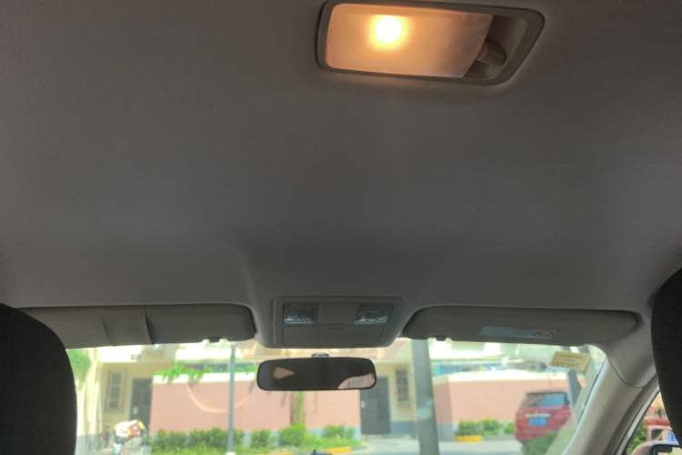 Used Dongfeng Junfeng E17 2018 Standard Model Headliner