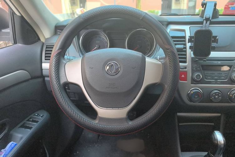 Used Dongfeng Junfeng E17 2018 Standard Model Steering Wheel