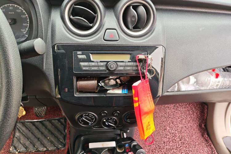 Used Dongfeng Junfeng ER30  Audio And AC Panel