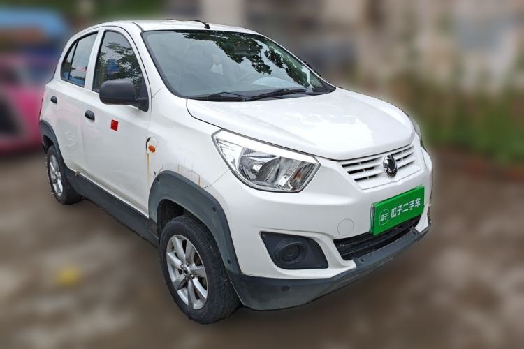 Used Dongfeng Junfeng ER30  Front Right 45 Deg
