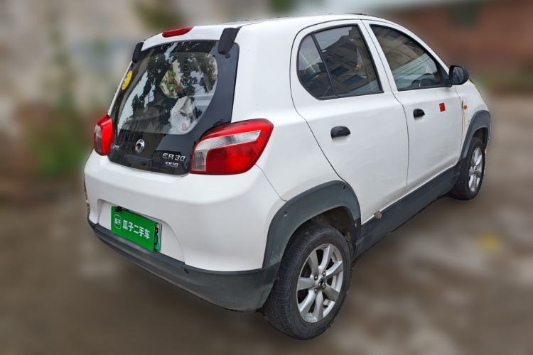 Used Dongfeng Junfeng ER30  Rear Right 45 Deg