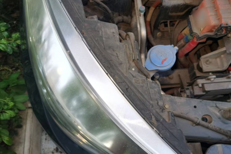 Used Dongfeng Junfeng ER30 2018 Base Model Engine Bay Right