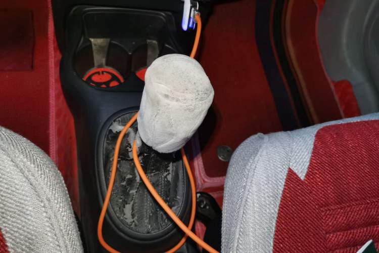 Used Dongfeng Junfeng ER30 2018 Base Model Gear Lever