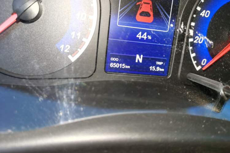 Used Dongfeng Junfeng ER30 2018 Base Model Odometer Close Up