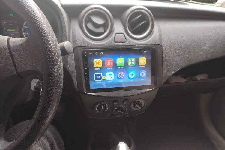 Used Dongfeng Junfeng ER30 2018 Base Model Audio And AC Panel
