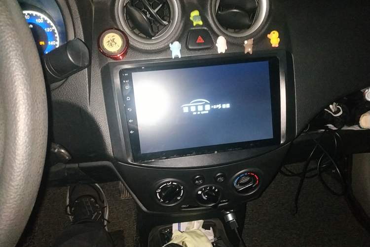 Used Dongfeng Junfeng ER30 2018 Base Model Audio And AC Panel