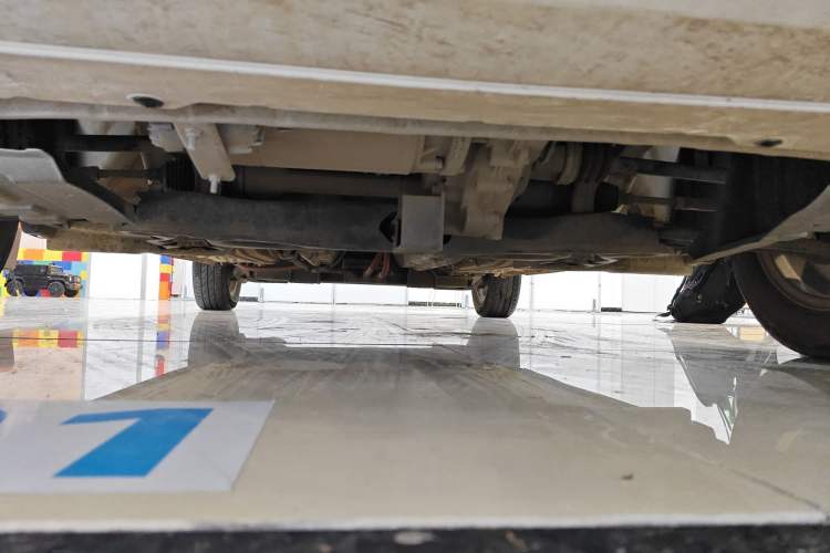 Used Dongfeng Junfeng ER30 2018 Base Model Chassis Front