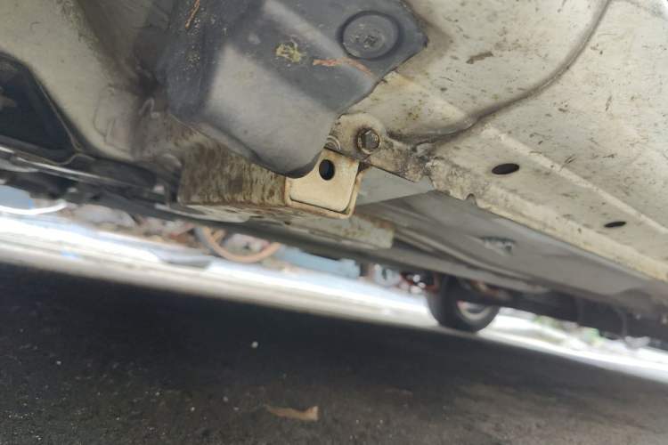 Used Dongfeng Junfeng ER30 2018 Base Model Chassis Front Left