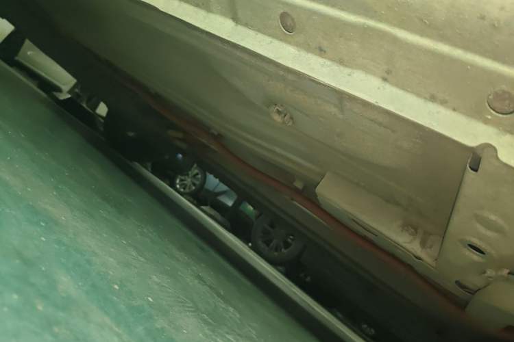 Used Dongfeng Junfeng ER30 2018 Base Model Chassis Front Right