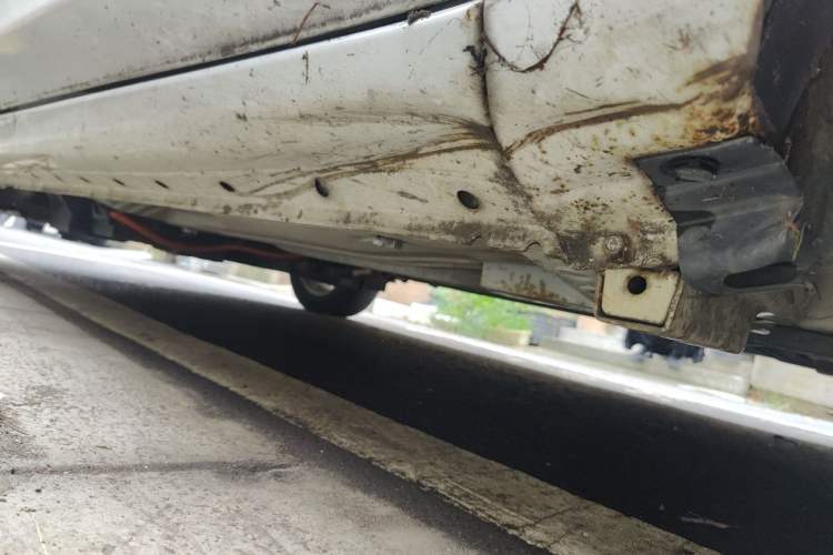 Used Dongfeng Junfeng ER30 2018 Base Model Chassis Front Right