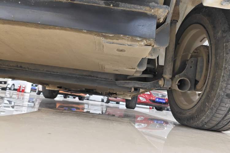 Used Dongfeng Junfeng ER30 2018 Base Model Chassis Rear Right