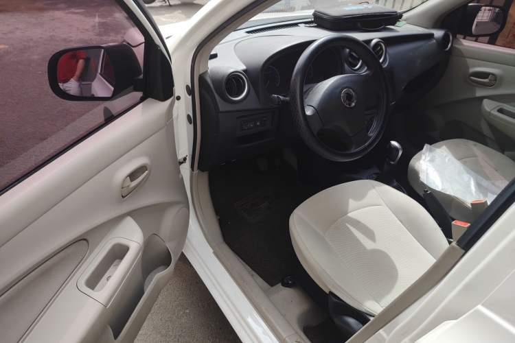 Used Dongfeng Junfeng ER30 2018 Base Model Driver Seat
