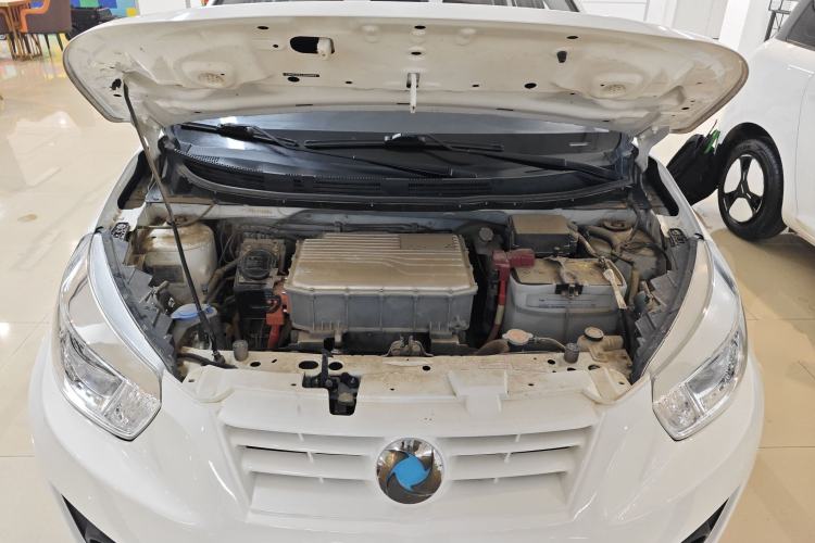 Used Dongfeng Junfeng ER30 2018 Base Model Engine Bay