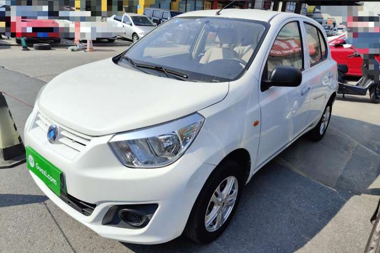 Used Dongfeng Junfeng ER30 2018 Base Model Exterior 1