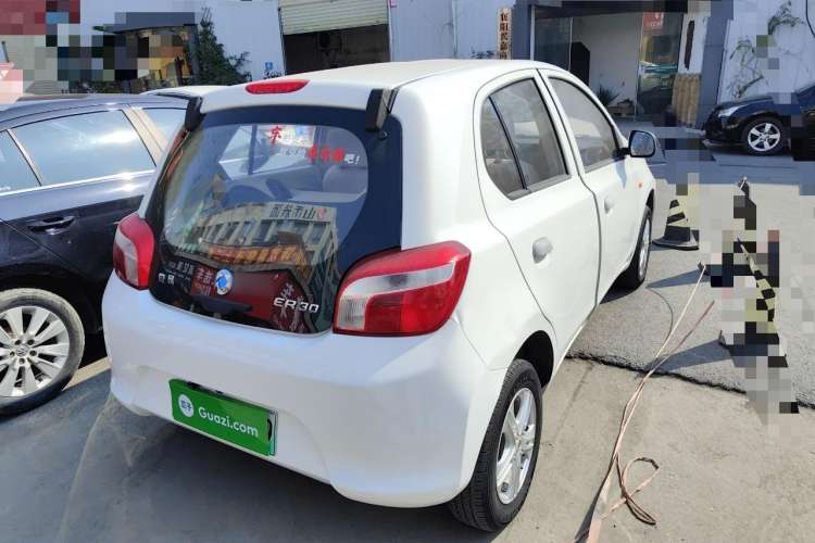 Used Dongfeng Junfeng ER30 2018 Base Model Exterior 4