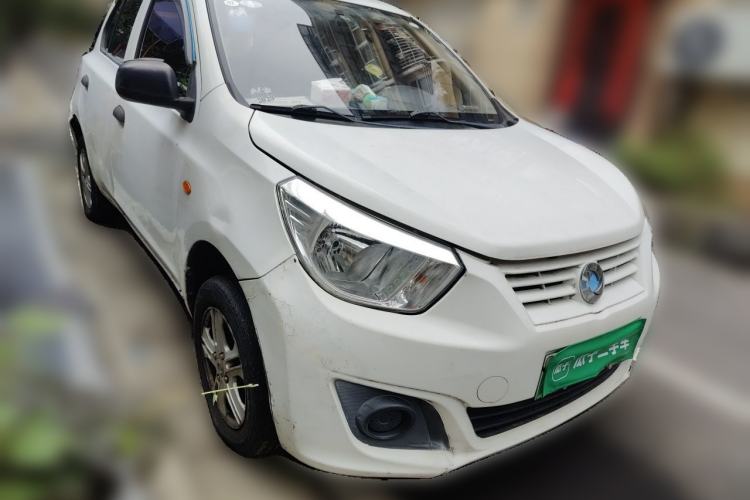 Used Dongfeng Junfeng ER30 2018 Base Model Front Right 45 Deg