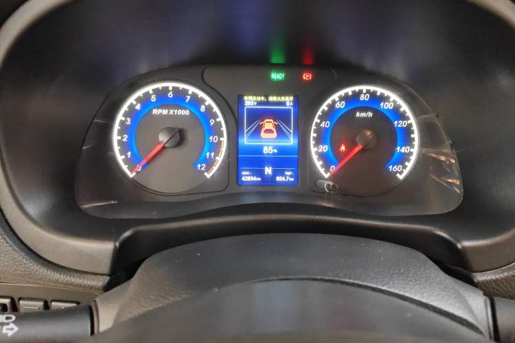 Used Dongfeng Junfeng ER30 2018 Base Model Instrument Cluster