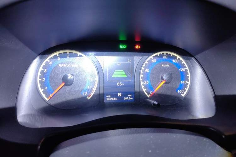 Used Dongfeng Junfeng ER30 2018 Base Model Instrument Cluster