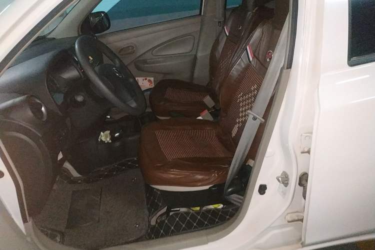 Used Dongfeng Junfeng ER30 2018 Base Model Left Front Seat