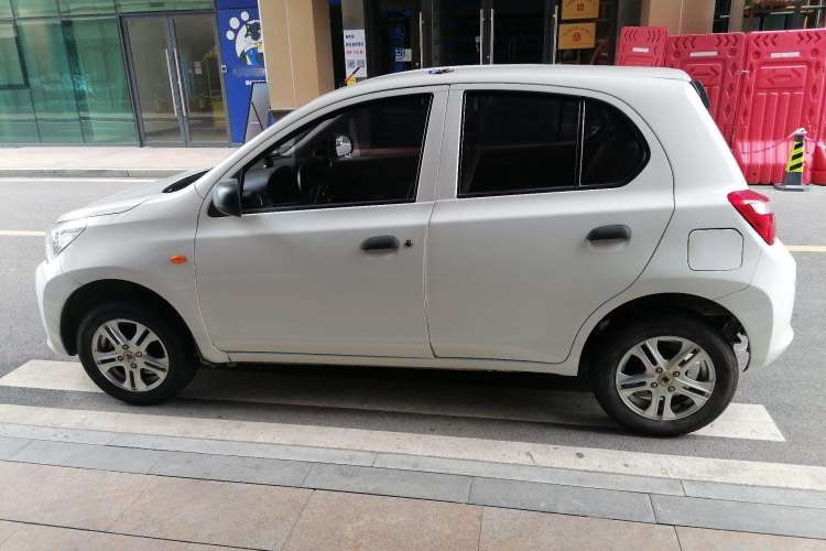 Used Dongfeng Junfeng ER30 2018 Base Model Left Side