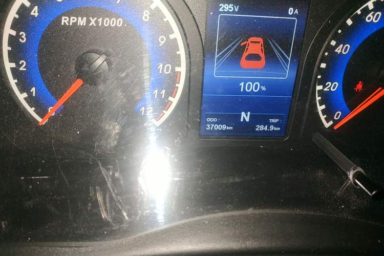 Used Dongfeng Junfeng ER30 2018 Base Model Odometer Close Up