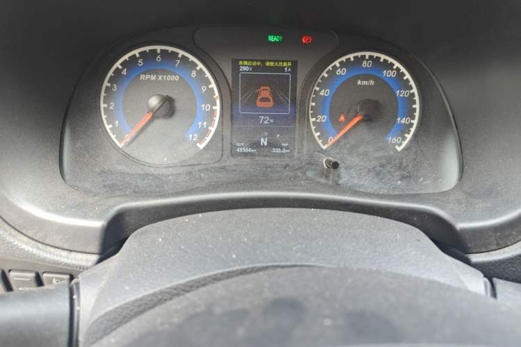 Used Dongfeng Junfeng ER30 2018 Base Model Odometer Close Up