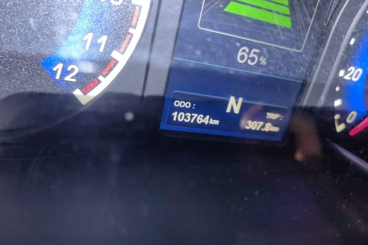 Used Dongfeng Junfeng ER30 2018 Base Model Odometer Close Up