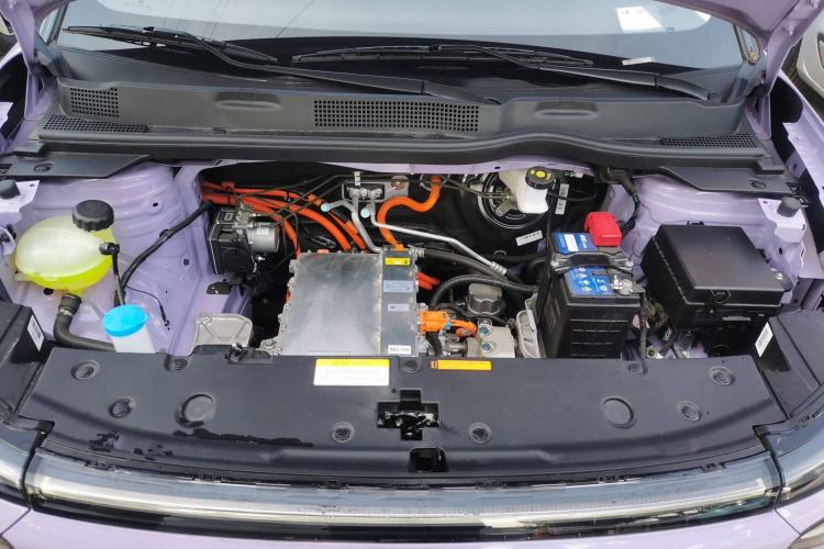 Used Dongfeng NAMMI 01 2024 New Edition 330 Plus Smart+ Engine Bay
