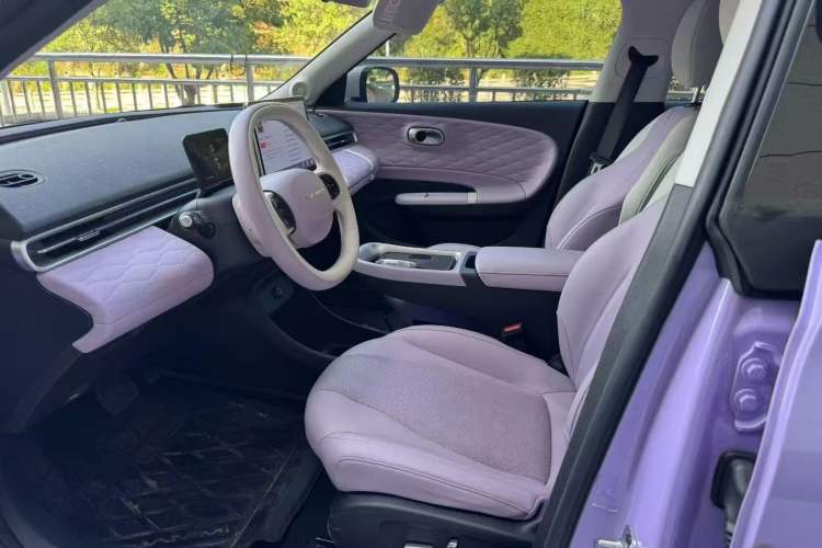 Used Dongfeng NAMMI 01 2024 New Edition 430 Max Smart+ Interior 3