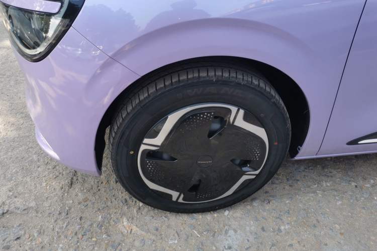 Used Dongfeng NAMMI 01 2024 New Edition 330 Plus Smart+ Left Front Wheel Hub
